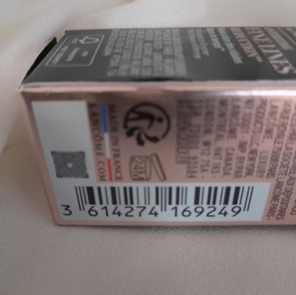 Lancome Radiant Shine Lip Balm - Soft Pink - Picture 9 of 12